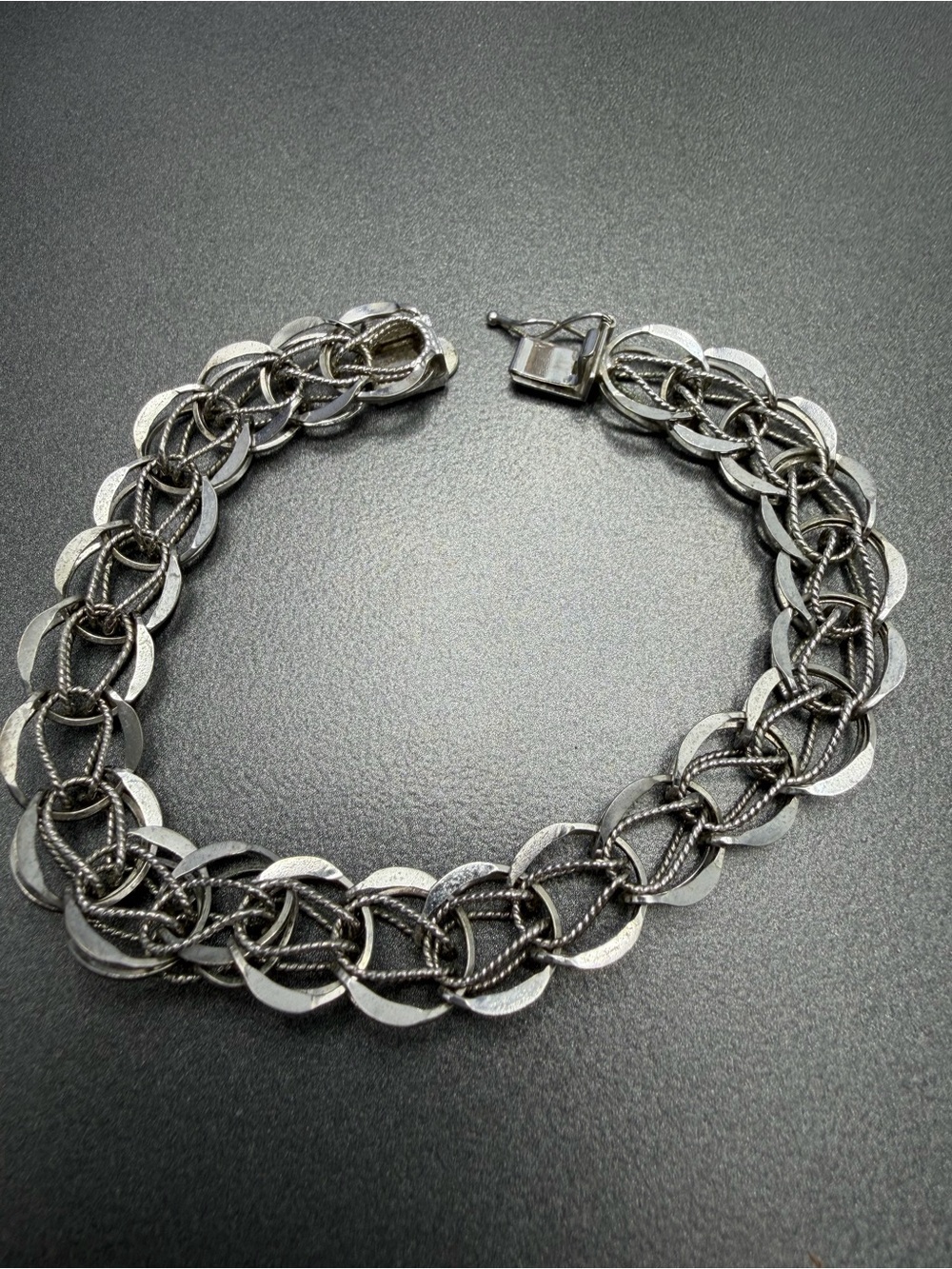 🔥🔥Vintage Sterling Silver Charm  Bracelet #3STB